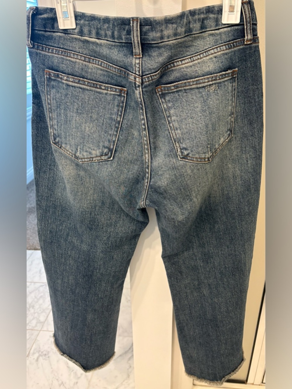 Kut from the Kloth Meg Fab Ab Wide Leg Jeans High Rise Raw Hem Medium Wash Jeans - Picture 2 of 9